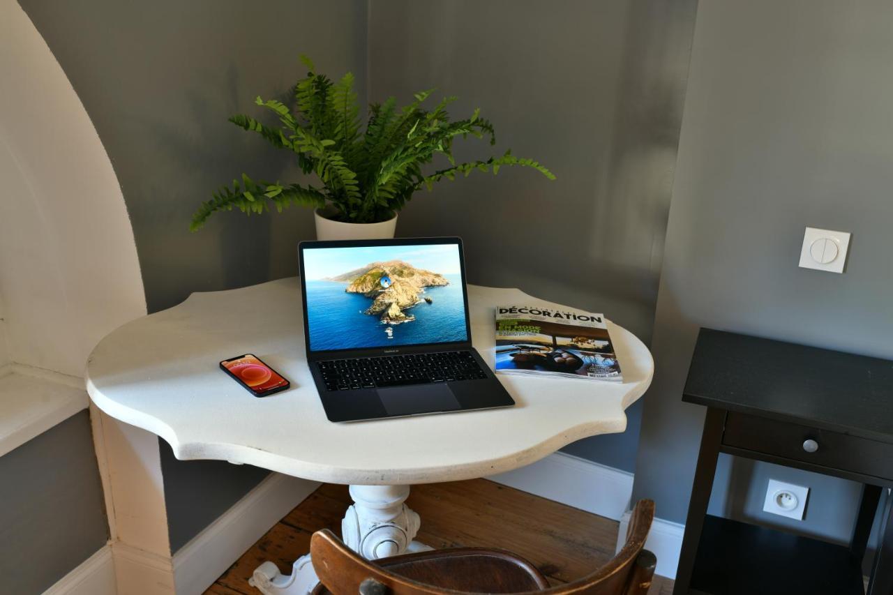 Pau: Superbe Appartement Climatise/Coeur De Ville Luaran gambar