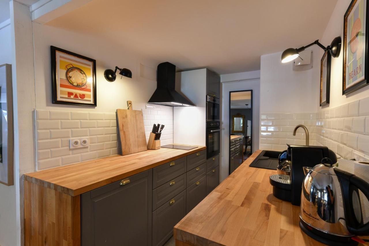 Pau: Superbe Appartement Climatise/Coeur De Ville Luaran gambar